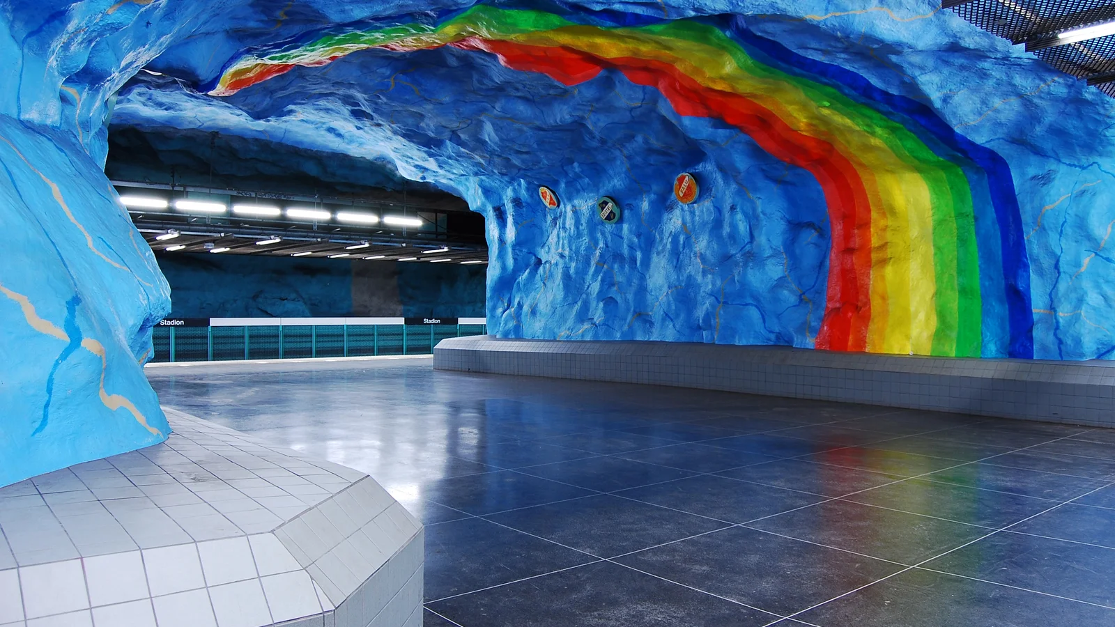 Kollektivtrafiken i Sverige - outtalade regler, blippa och tysta kupén