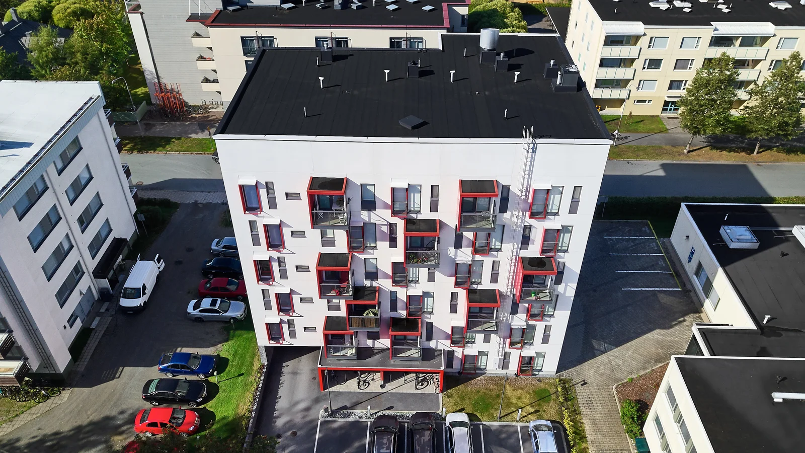 Renting in Sweden - bostadsköer, andra hand, and the housing crisis