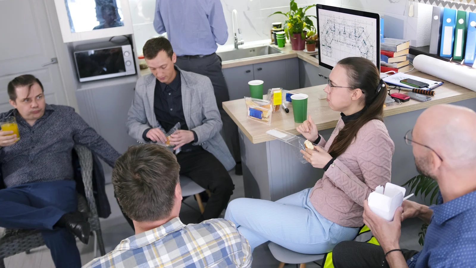 Swedish workplace culture - flat hierarchies, fika, and consensus